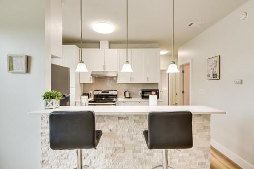 Bright and Modern Fort Worth Apartment By TCU Campus in Fort Worth, USA