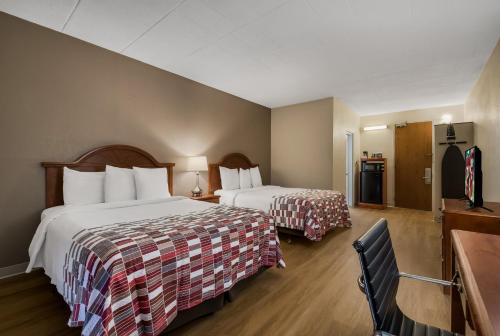 2 double beds