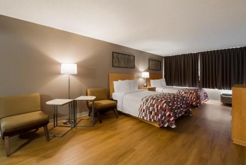 2 double beds