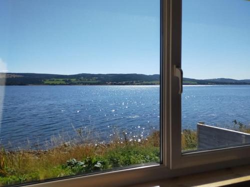 Spacious Sea View Home 5 miles from Inverness
