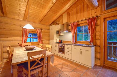 cuisine, Chalet Stabler - by Alpen Apartments in Thumersbach