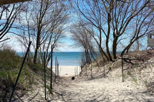 All Season Cottage close to Long Beach - Lowbanks
