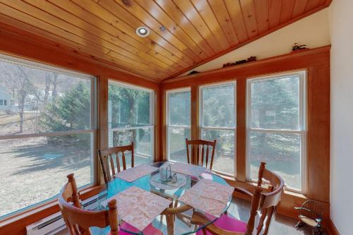 Lake House in Plymouth, USA