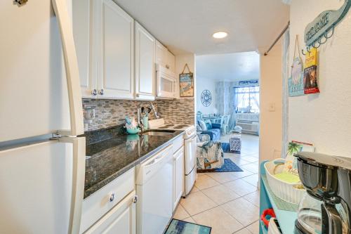 Blue Water Beachfront Condo 2 Mi to SkyWheel! in Myrtle Beach, USA