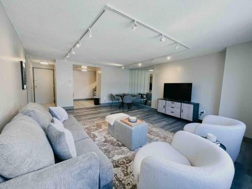 Downtown Hartford Condo - XL Center detail
