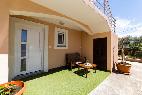 Apartmani Valentina 3