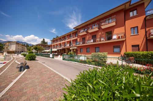 Hotel Rosa - image 9