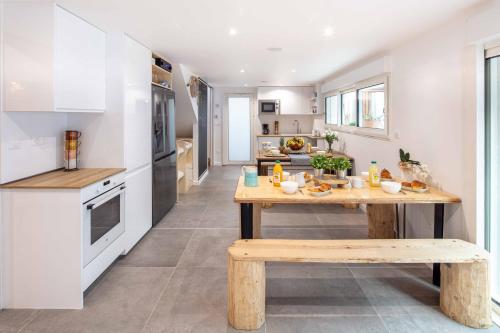 ห้องอาหาร, Ted Surf House in แคปบริตง