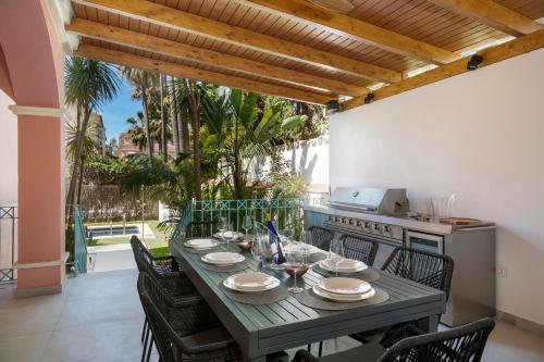 Lorea Playa, Luxury 6 Bedroom Villa with Seaview, Marbella (foto 3)