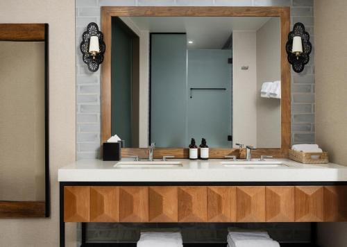 Plaza San Antonio Hotel & Spa, Autograph Collection in San Antonio, USA