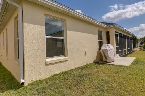 The Villages Home with Private Lanai and Shared Pools!