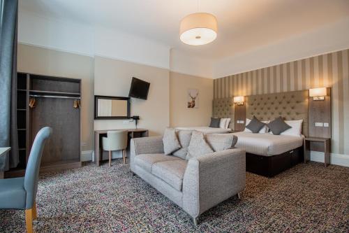 Embassy Apartments - image 14