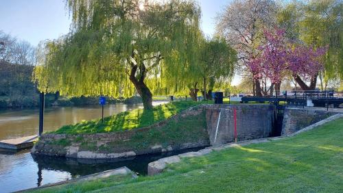 Waters Edge, Town house in Stourport-on-Severn