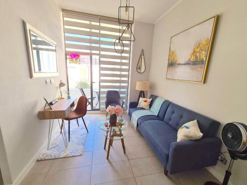 Depto nuevo Full equipado - Estacionamiento - Plaza Egaña, Ñuñoa - Apartment - Santiago