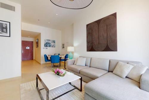 Vacationer Holiday Homes l Chic 1 Bed l Perched on 30th Floor l Marina Views, Dubaj (fotografie 9)