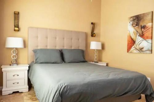 2nd St 1 Awesome 2-Bedroom Unit in Hummingbird Alcove