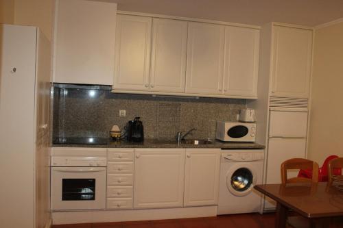 Apartamentos Varandas da Rocha - image 5