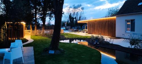 tuin, B&B Charles Cabour in De Panne