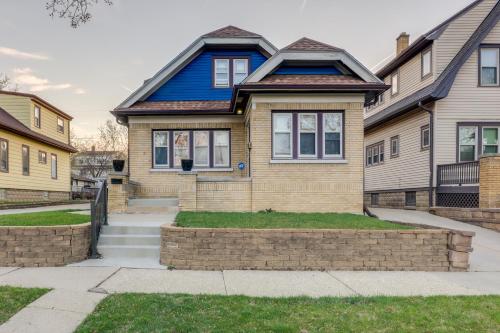 Milwaukee Vacation Rental - 2 Mi to Dineen Park! in Milwaukee, USA