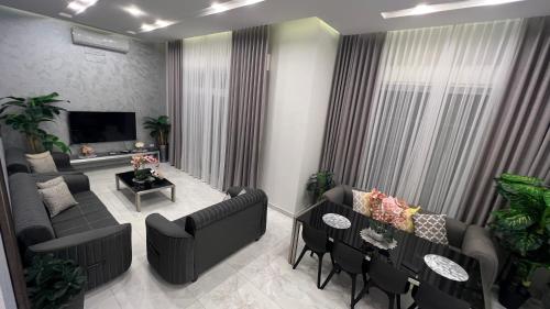 Taj Villa 1 deadsea - Entire Villa with sea view in 소야이마