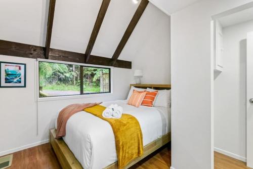 A 1BR slice of Titirangi Heaven - WiFi - Netflix