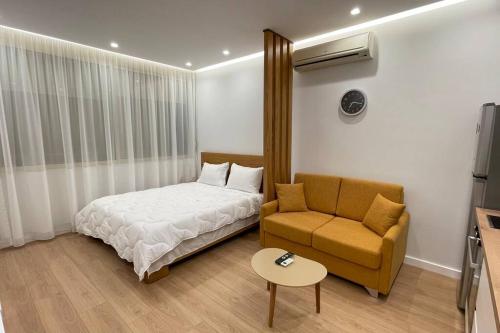 62°Bs Charming Studio Apartament @BLLOK - image 5