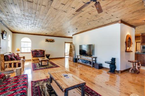 Pagosa Springs Vacation Rental 6 Mi to Downtown! in Pagosa Springs, USA