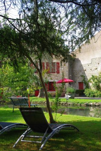 Dārzs, Moulin De Coupigny in Fontenille-Saint-Martin-d'Entraigues