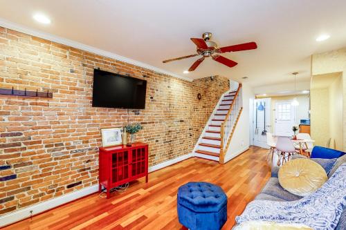 The Trailblazing Tribble House of Federal Hill in Baltimore, USA