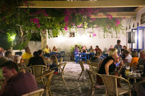 Ekaterini Hotel - image 7