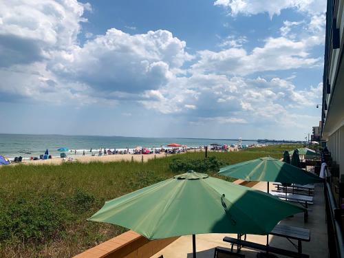 ระเบียง/ชานเรือน, Abellona Inn & Suites in โอลด์ออร์ชาร์ดบีช (เมน)