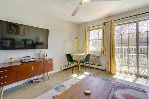 Asbury Park Condo Less Than Half-Mi to Beach and Boardwalk! in Asbury Park, USA