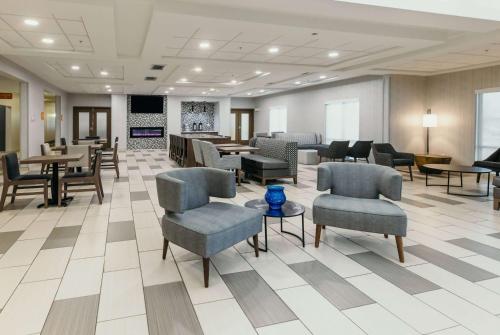 La Quinta Inn & Suites by Wyndham Ankeny IA - Des Moines IA