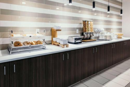 La Quinta Inn & Suites by Wyndham Ankeny IA - Des Moines IA