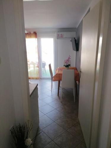 المرافق, Apartments with parking space Dajla, Novigrad - 6935 in Dajla