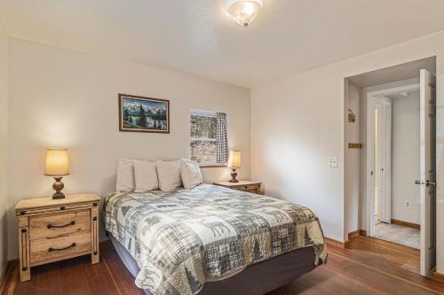 Blue Jay Bungalow - image 11