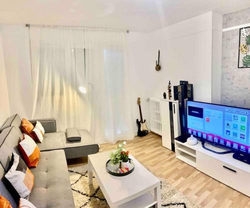 Appart cosy Alfortville -Vue Seine - 10mn de Paris - Location saisonnière - Alfortville