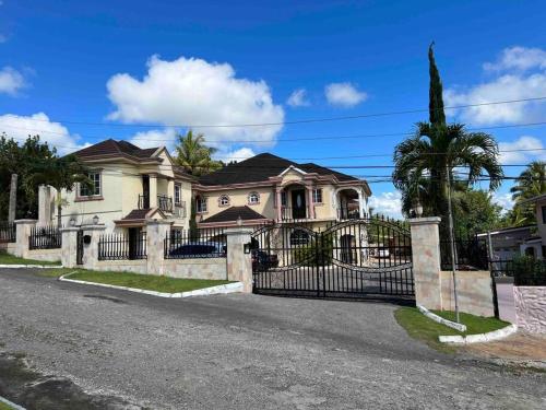 . Mandeville Vacation Home