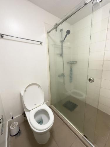 StayHere BGC City Studio in SOMA near SM Aura, Manila (photo 10)