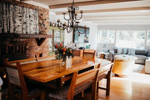 Taylor Creek Lodge in Gold Beach (OR)