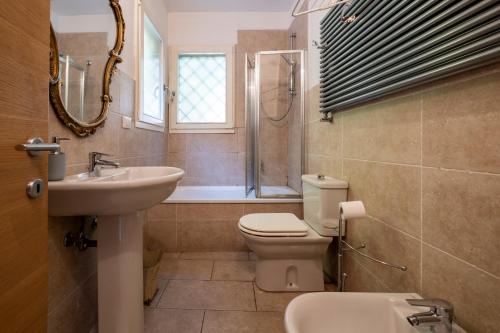 GetTheKey S.Stefano Apartment - image 7