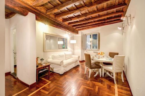 HI Navona apartment Rome