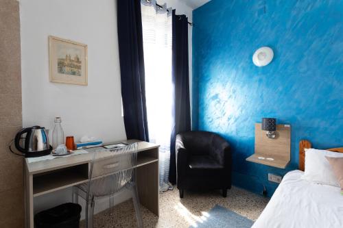 Tarona Guesthouse - main image