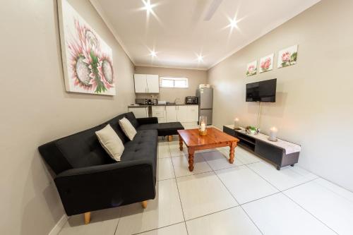 Photo - Faraway Lodge