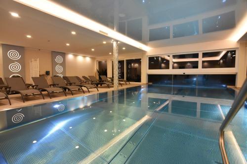 das Balance - Spa & Golf Hotel am Worthersee - 수영장