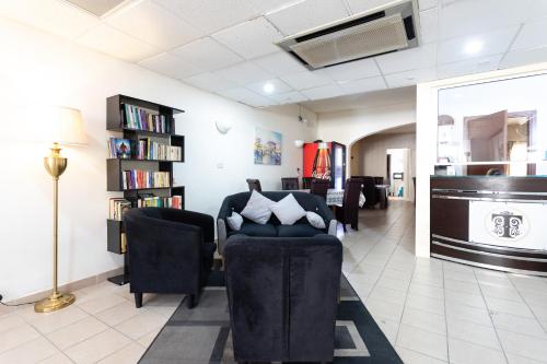 Tarona Guesthouse - image 10