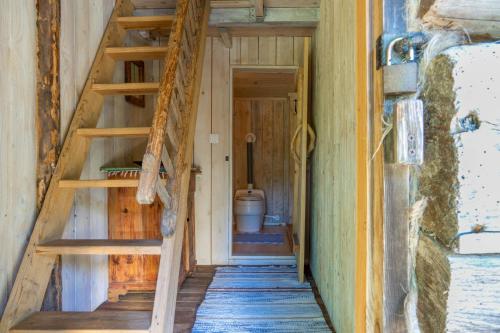 Muhu Namaste in Padaste