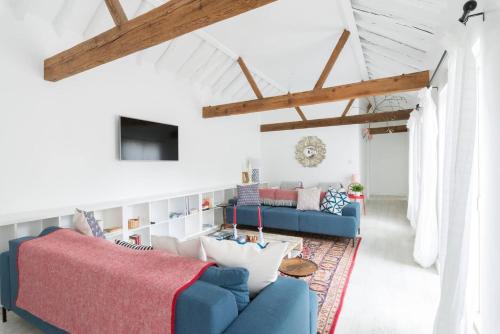 Simple Coastal Luxury near Southwold sleeps 10