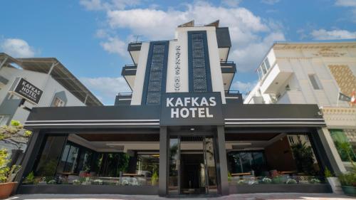 Kafkas Hotel - Hôtel - Antalya