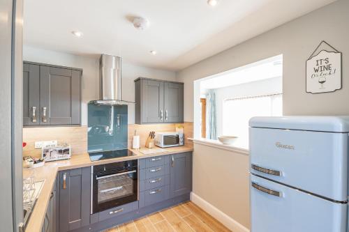 Konyha, Kestrel Lodge 3 with Hot Tub in Newton Stewart